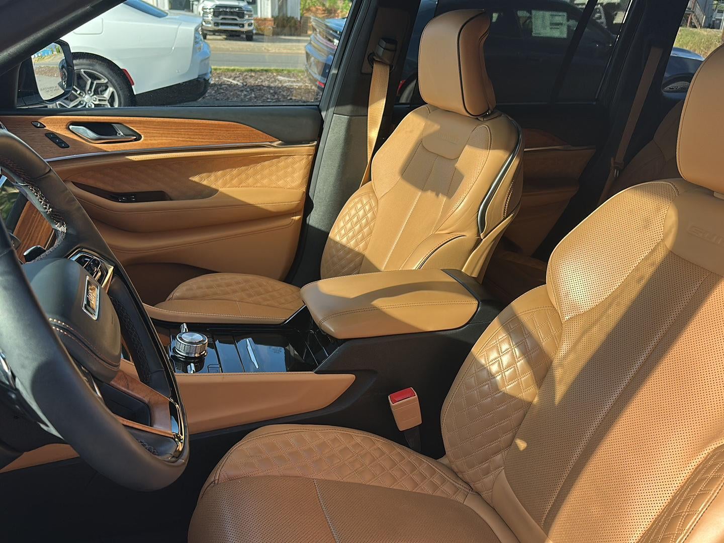 2023 Jeep Grand Cherokee Summit Reserve