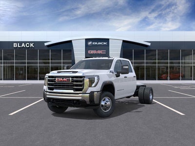 2026 GMC Sierra 3500 HD Chassis Cab Pro