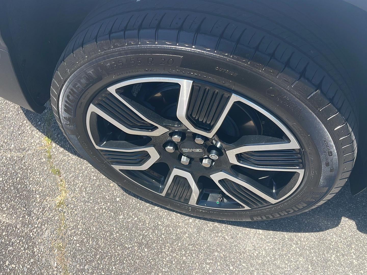 2021 GMC Acadia SLT