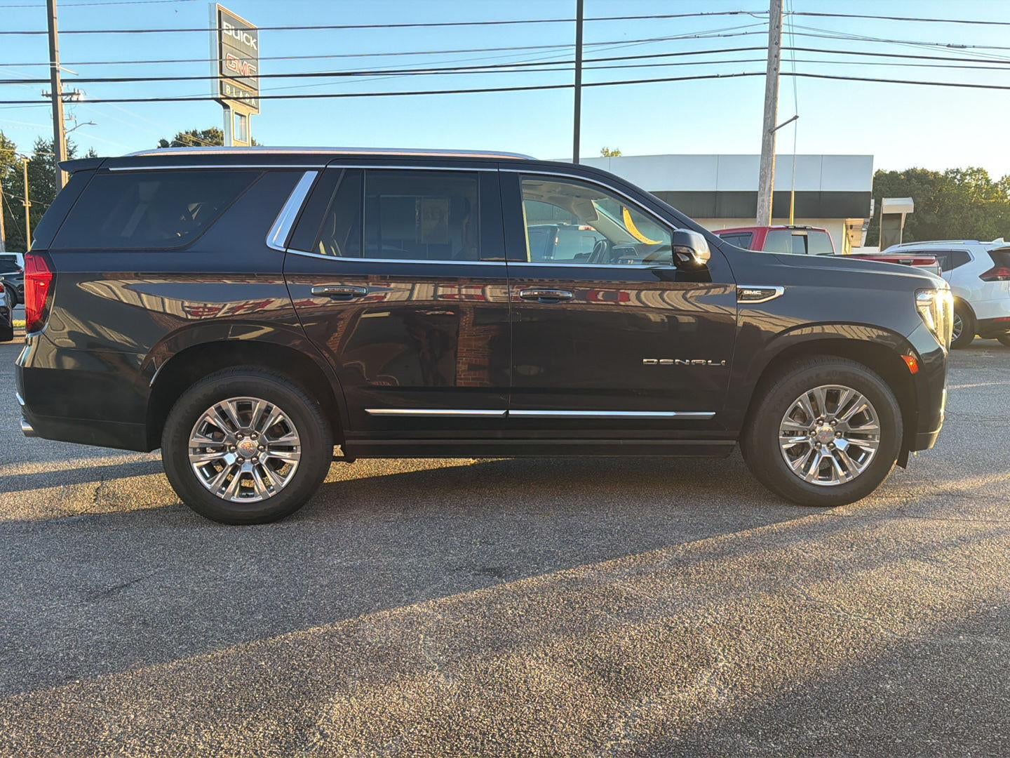 2023 GMC Yukon Denali