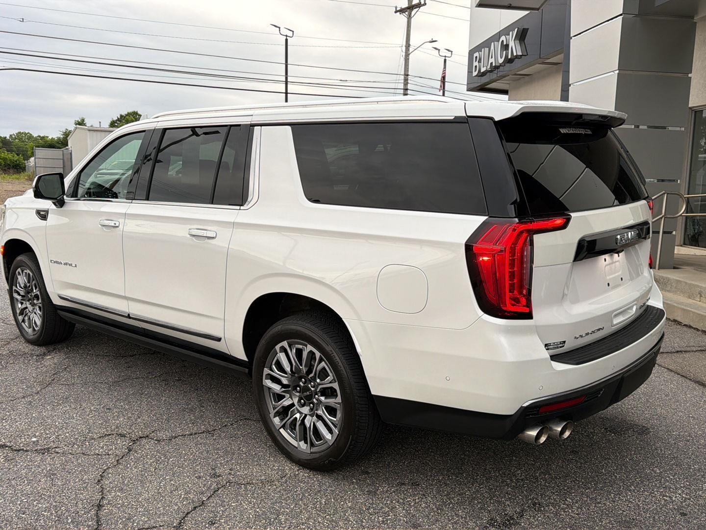 2023 GMC Yukon XL Denali Ultimate