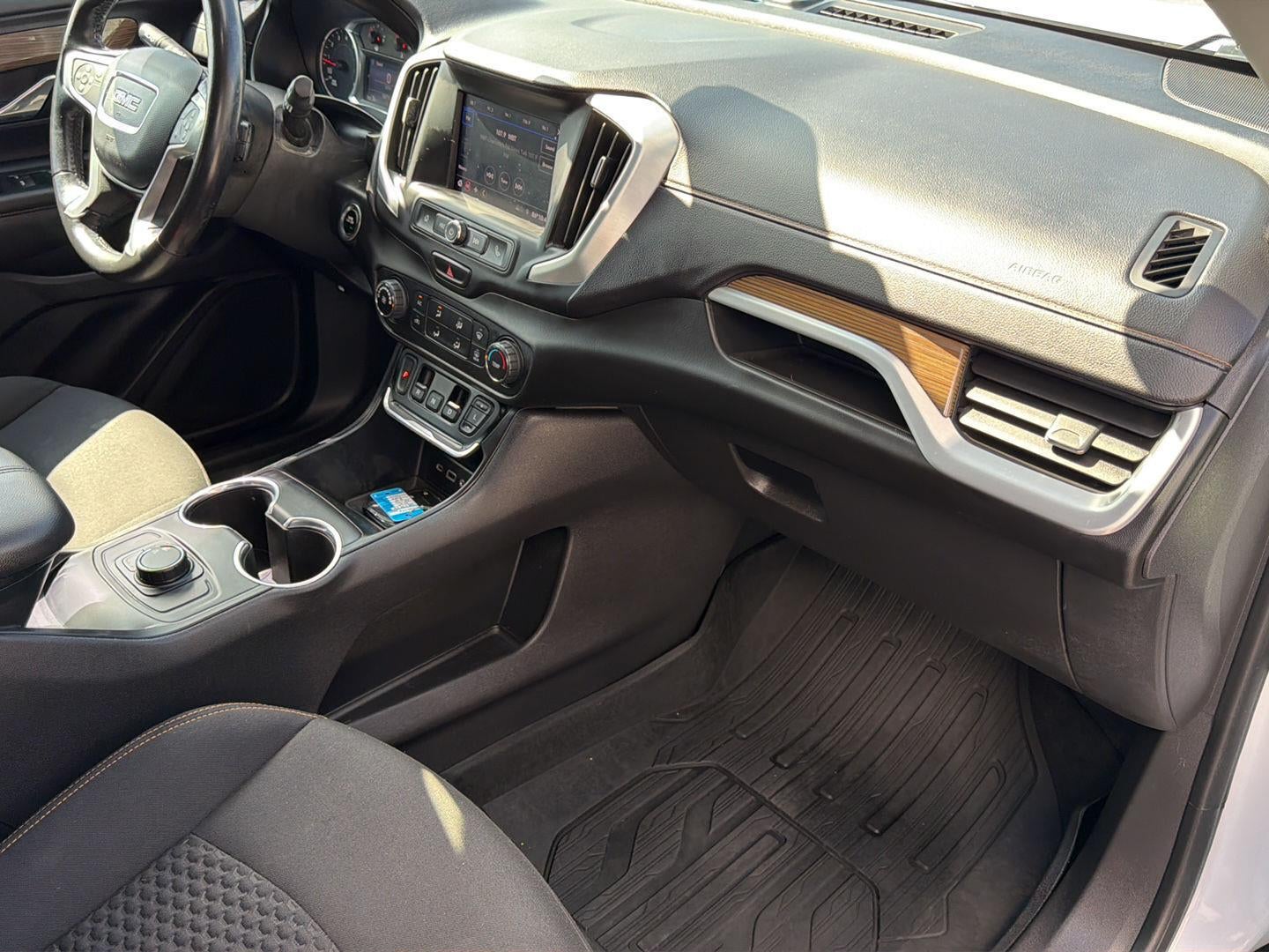 2021 GMC Terrain SLE