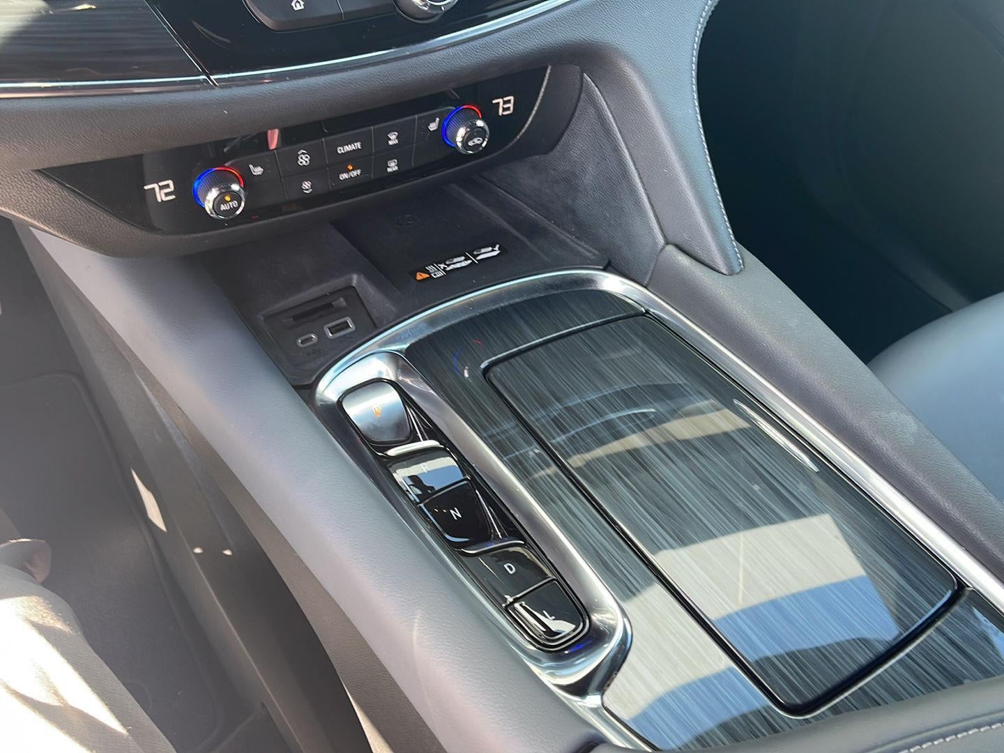 2024 Buick Enclave Essence