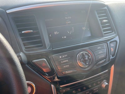 2019 Nissan Pathfinder S