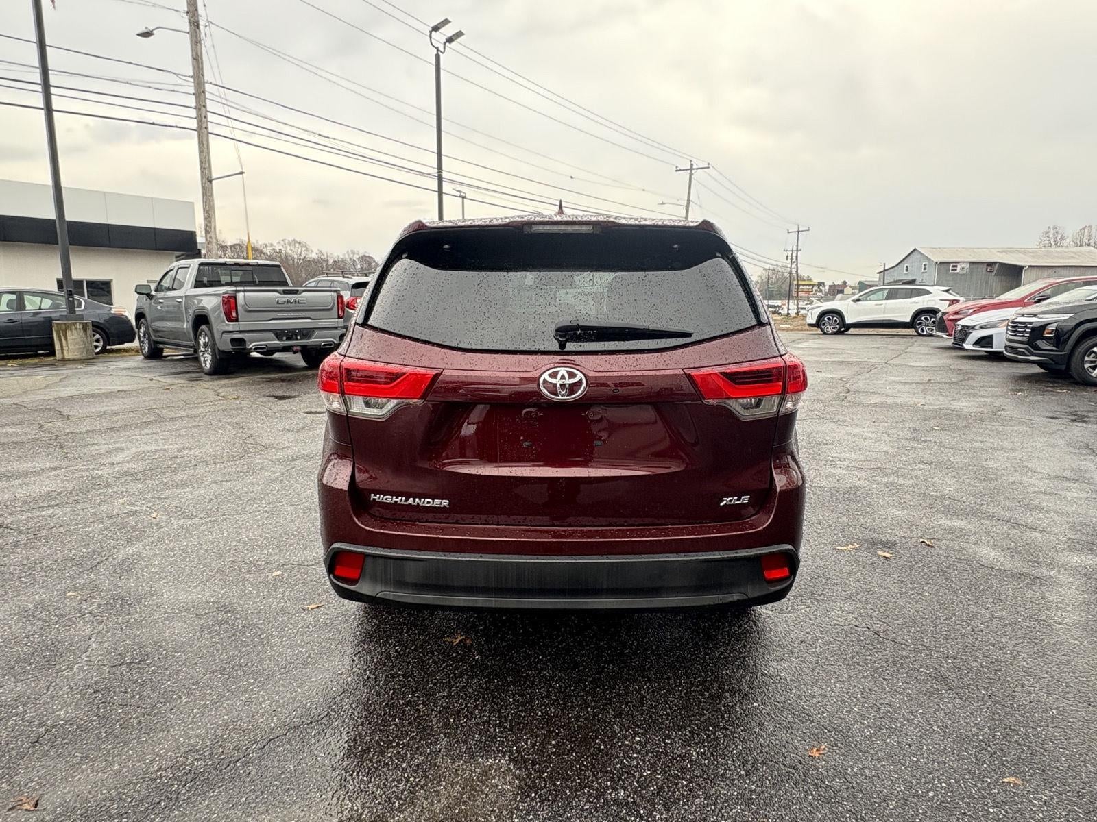 2018 Toyota Highlander SE