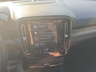 2019 Volvo XC40 R-Design