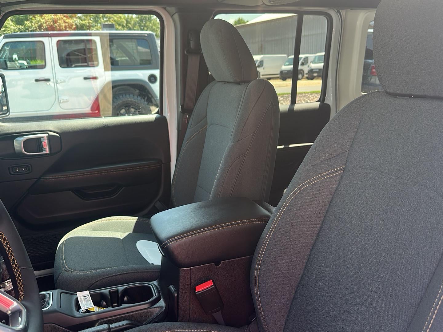 2024 Jeep Wrangler 4-Door Sahara 4x4