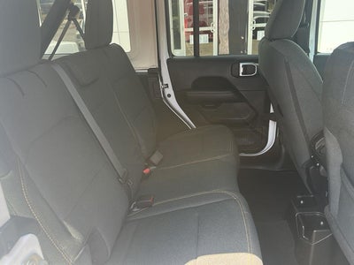 2024 Jeep Wrangler 4-Door Sahara 4x4