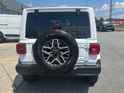 2024 Jeep Wrangler 4-Door Sahara 4x4