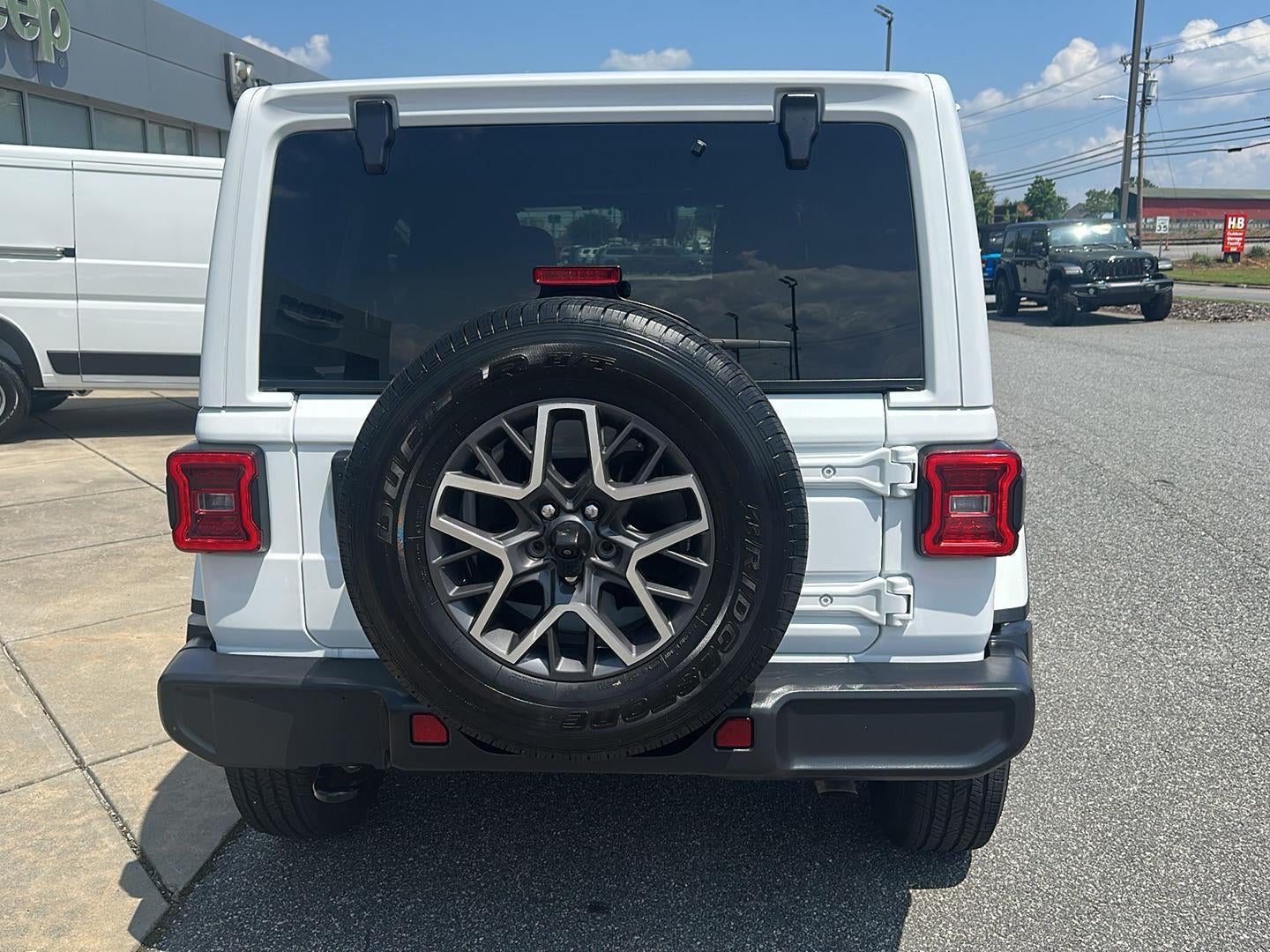 2024 Jeep Wrangler 4-Door Sahara 4x4