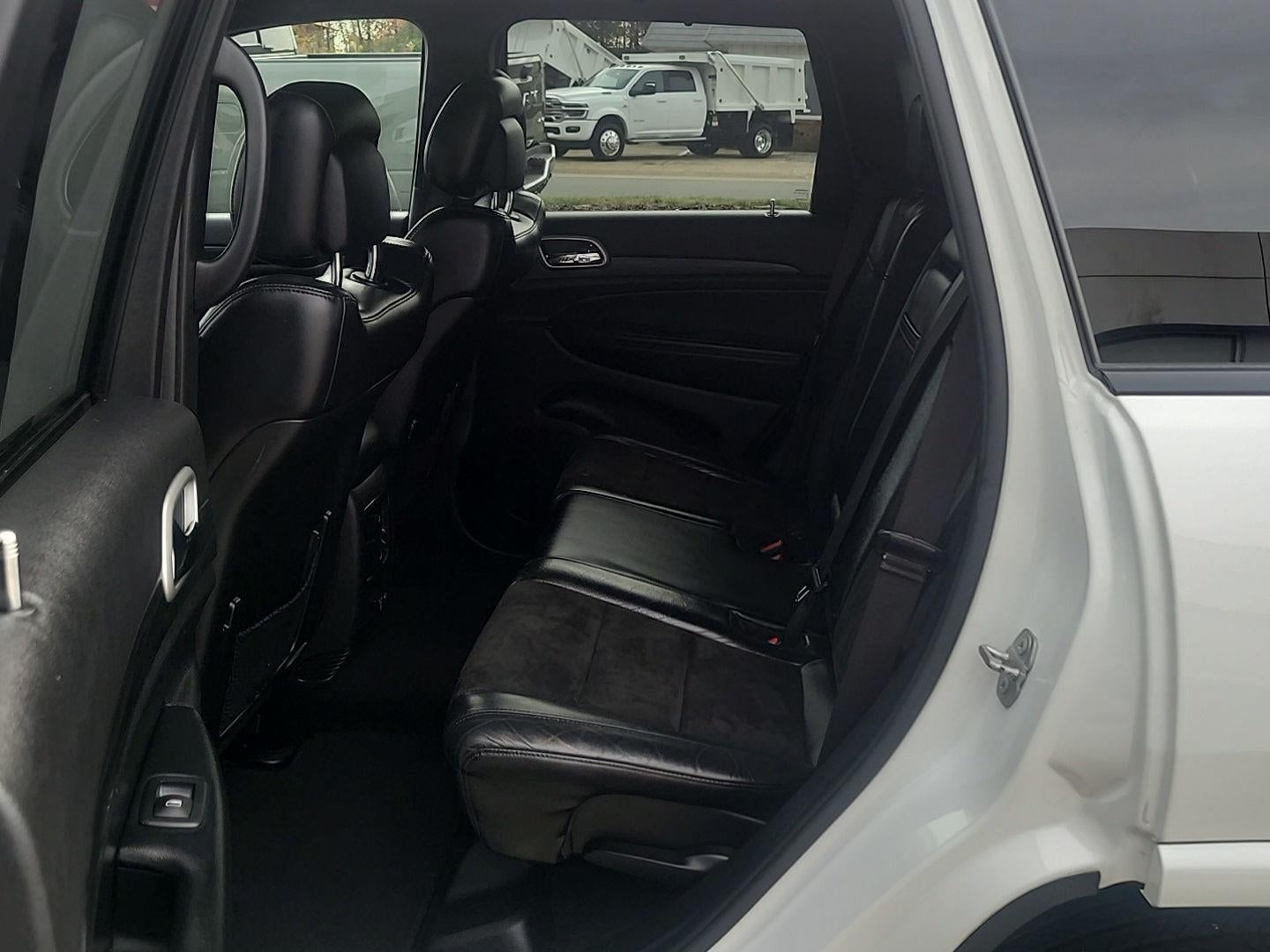 2022 Jeep Grand Cherokee Laredo X 4x2