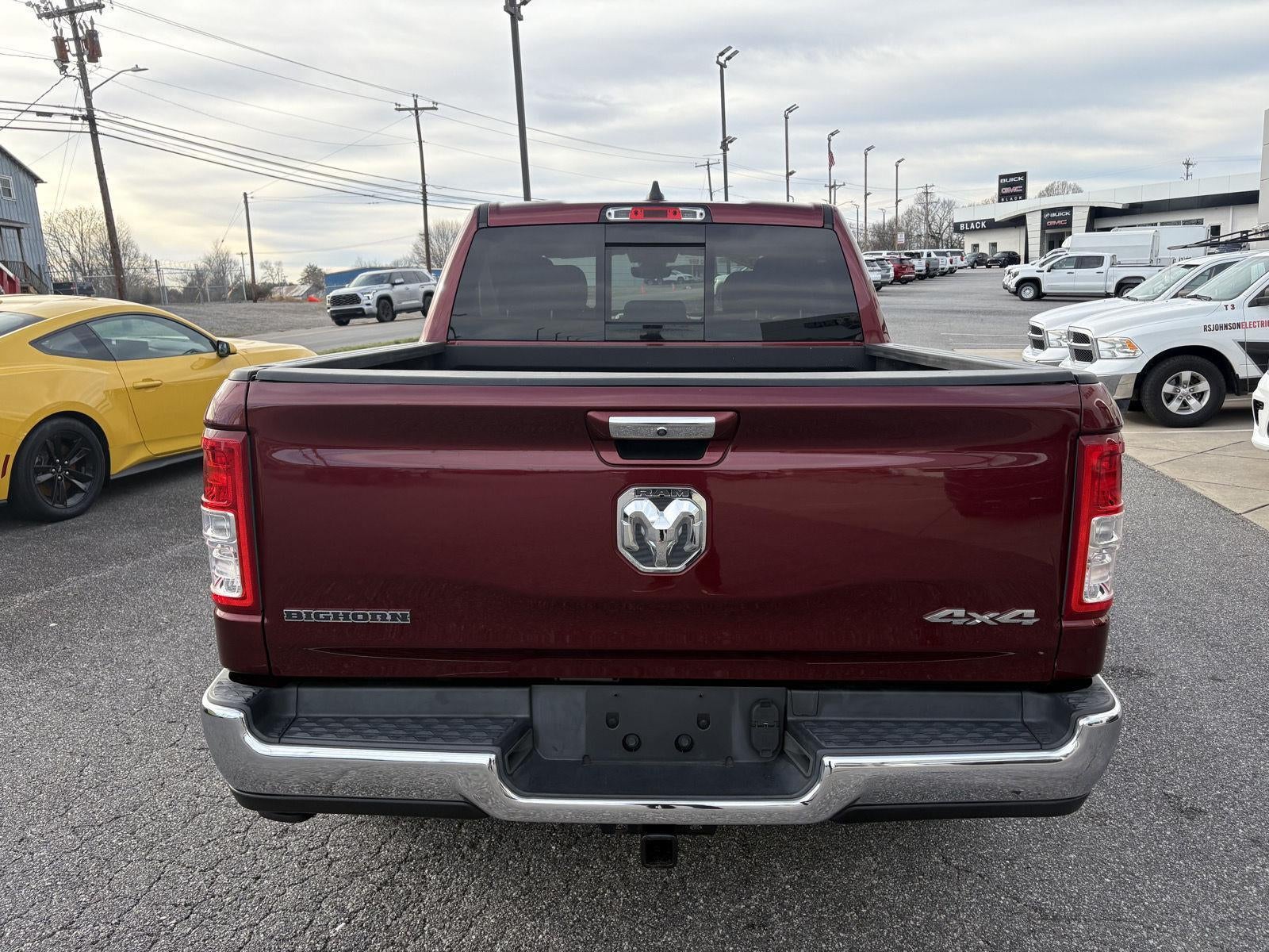 2020 RAM 1500 Big Horn Crew Cab 4x4 5'7' Box
