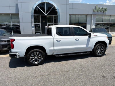 2022 Chevrolet Silverado 1500 4WD Crew Cab Short Bed RST