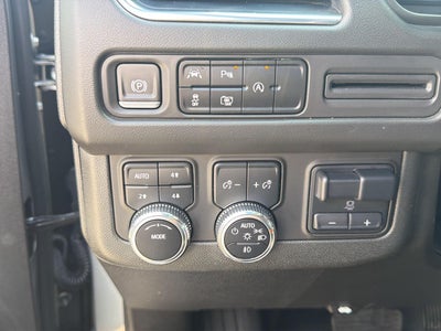 2023 GMC Yukon Xl 4WD SLT