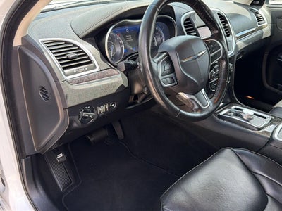 2021 Chrysler 300 Touring L AWD