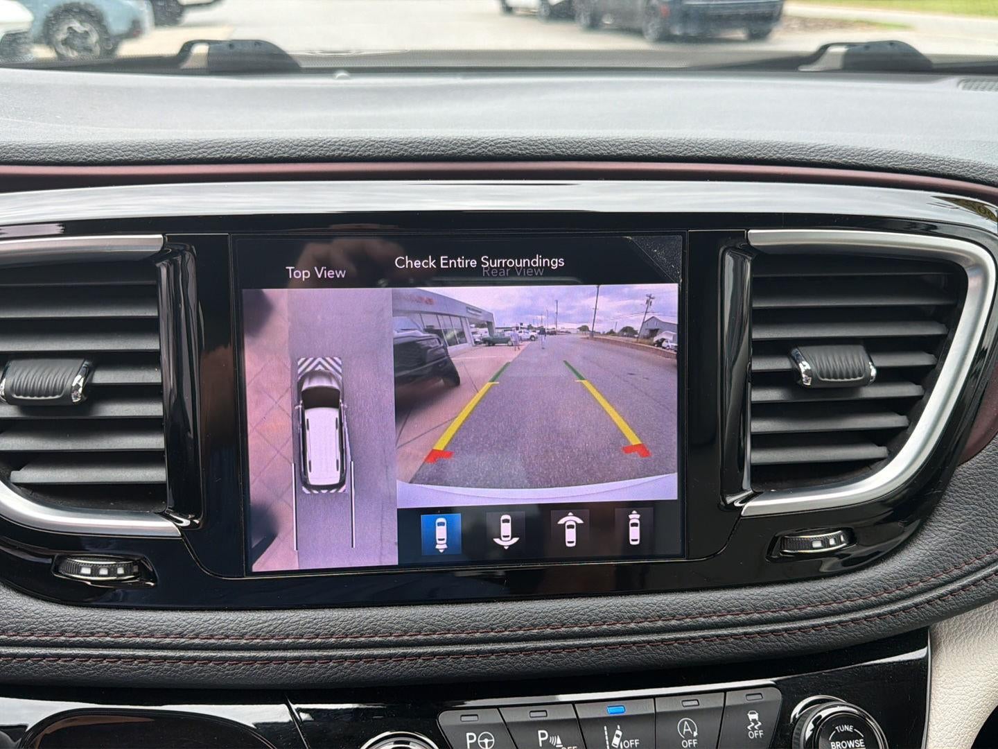 2020 Chrysler Pacifica Limited