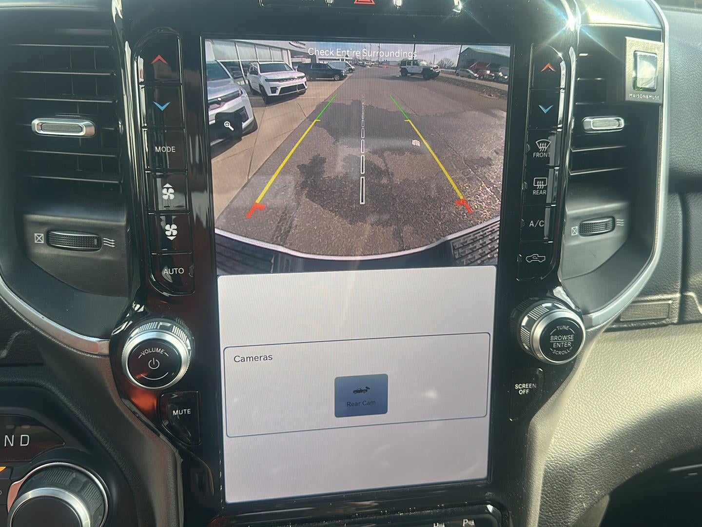 2024 RAM 2500 Big Horn Crew Cab 4x4 6'4' Box