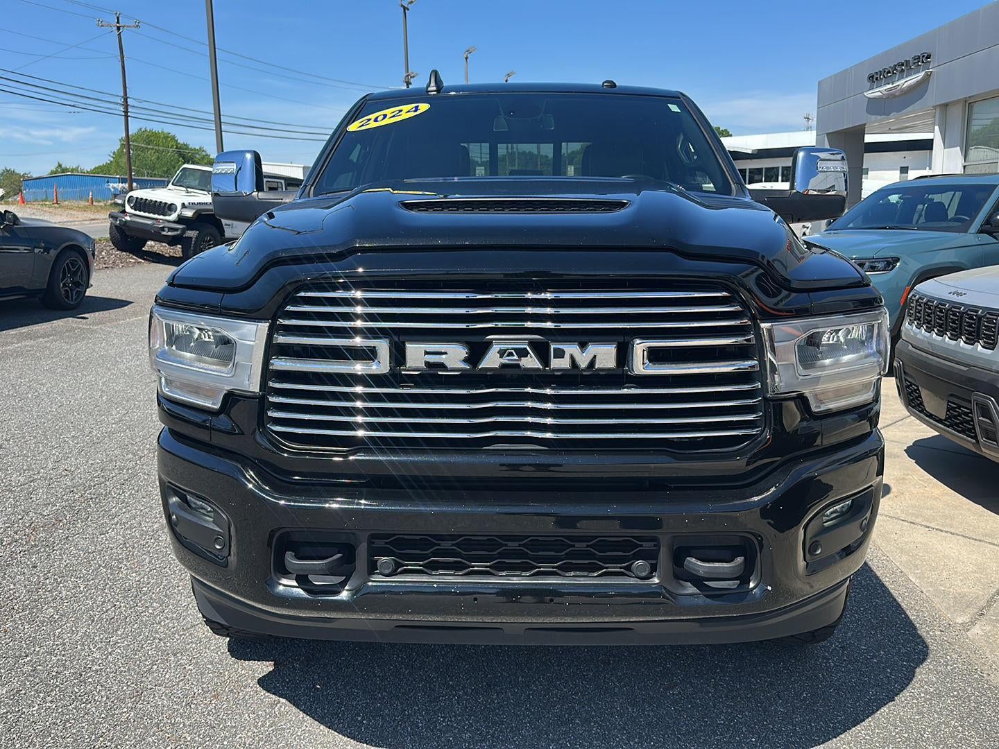 2024 RAM 2500 Laramie Crew Cab 4x4 6'4' Box
