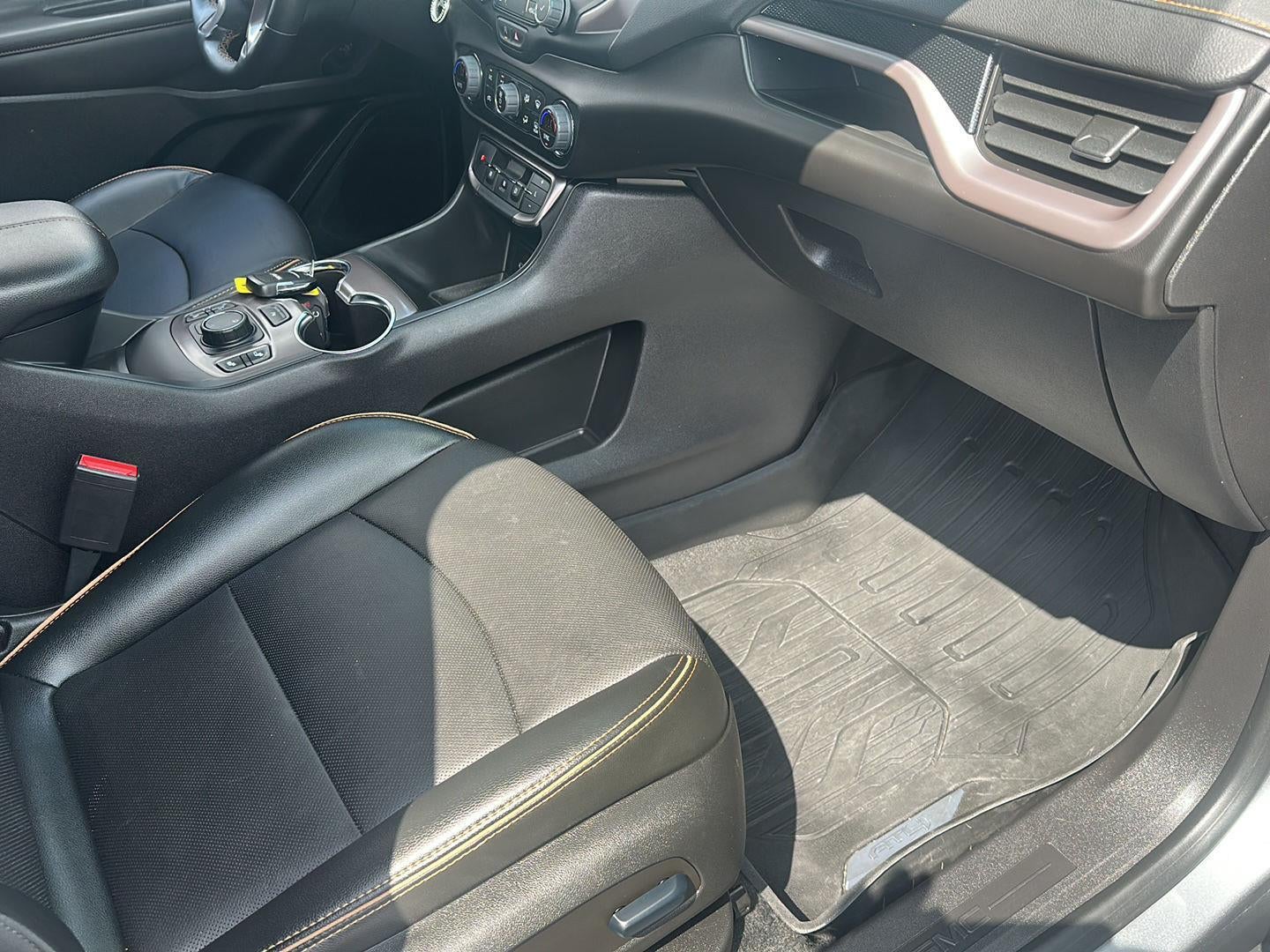 2024 GMC Terrain AWD AT4