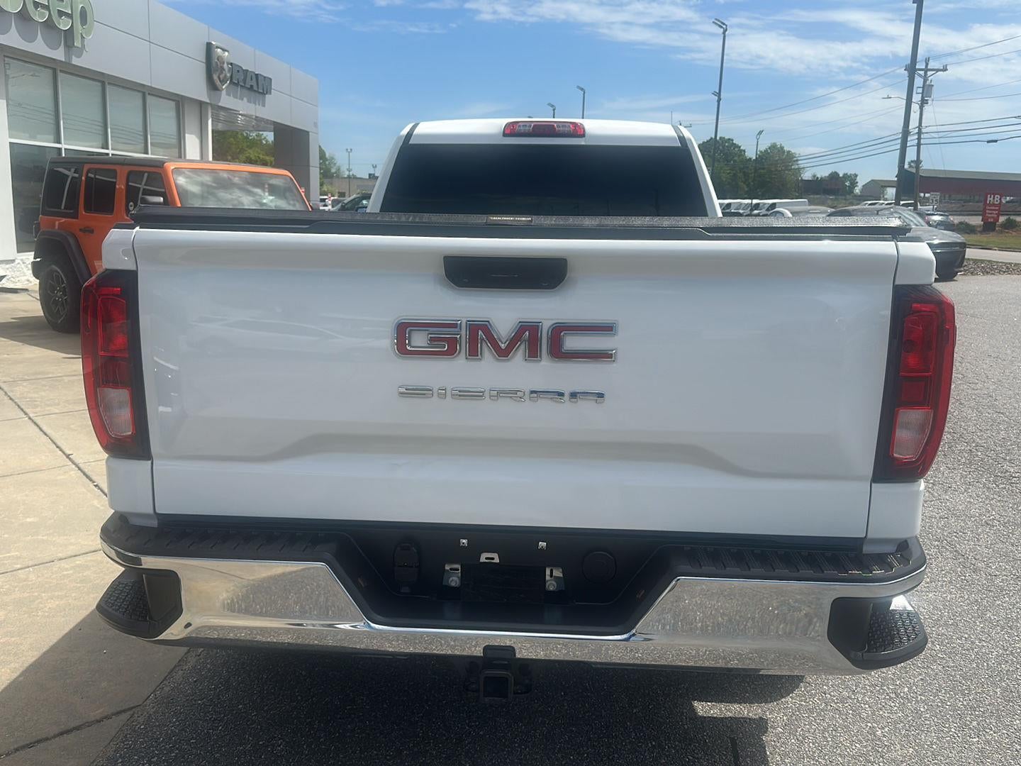 2024 GMC Sierra 1500 4WD Regular Cab Long Box Pro